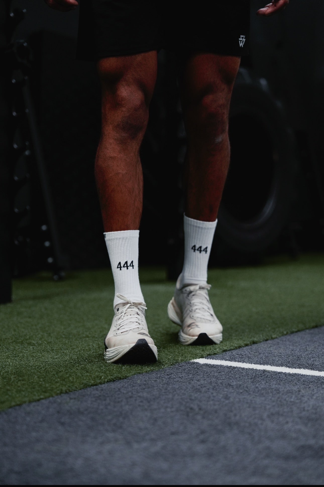 444 HYPER SOCKS BLACK AND WHITE