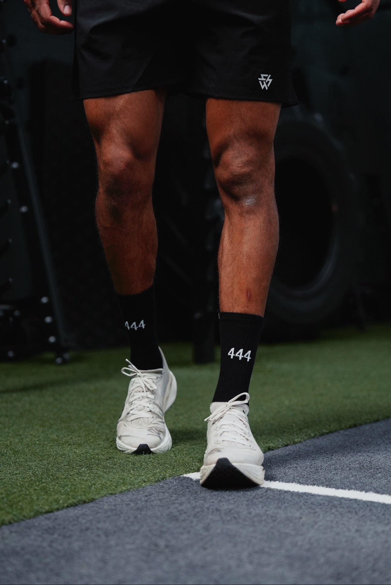 444 HYPER SOCKS BLACK AND WHITE